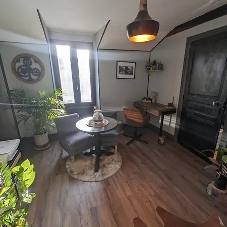 Appartement Le Chaumontais Ecolo Et Sa Terrasse Privee